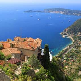 Un patrimoine riche et diversifié  Grimaud Tourisme – Le charme de la  Provence et de la Côte d'Azur